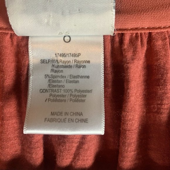 Dolan Blouse Womens M Coral Stretch Split Neck Pleated Roll Tab Long Sleeve 7646 - Picture 4 of 8